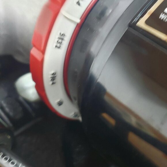 CRAFTSMAN 1 1/2 HP ROUTER MODEL 315.17491 1/4 SHANK 25000 RPM CASE & WRENCH - Picture 3 of 10